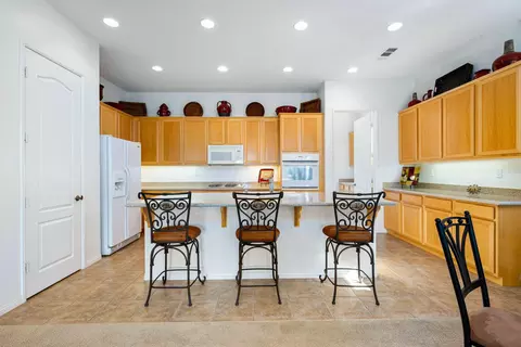 Kitchen - 82767 Burnette Dr, Indio, CA 92201 photo 2 of 7