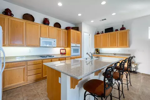Kitchen - 82767 Burnette Dr, Indio, CA 92201 photo 3 of 7