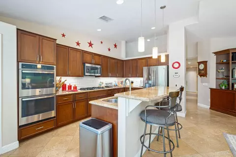 Kitchen - 58 Sutton Pl E, Palm Desert, CA 92211 photo 1 of 6