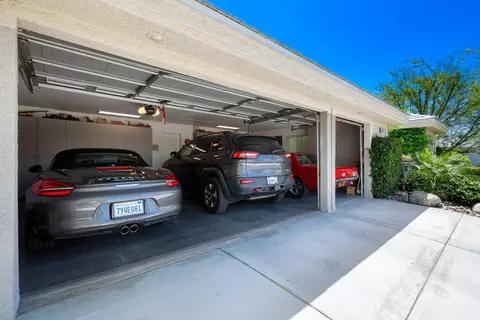 Exterior - 58 Sutton Pl E, Palm Desert, CA 92211 photo 16 of 23