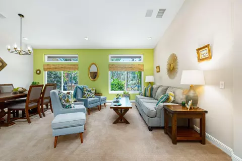Living - 58 Sutton Pl E, Palm Desert, CA 92211 photo 2 of 5