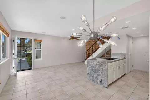 72592 Edgehill Dr, Palm Desert, CA 92260