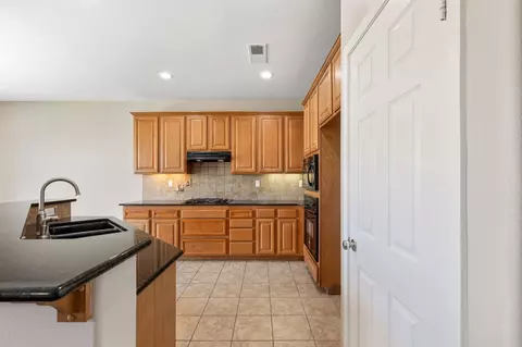 41238 Rosedale St, Indio, CA 92203 photo 12