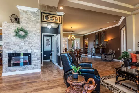 Living - 80404 Portobello Dr, Indio, CA 92201 photo 2 of 5