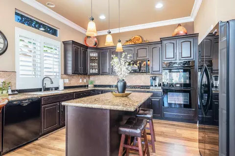 Kitchen - 80404 Portobello Dr, Indio, CA 92201 photo 1 of 1