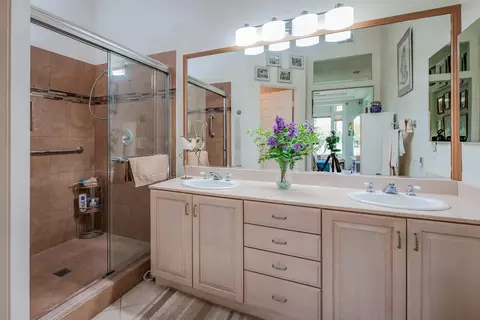 Bath - 44340 Royal Lytham Dr, Indio, CA 92201 photo 1 of 2