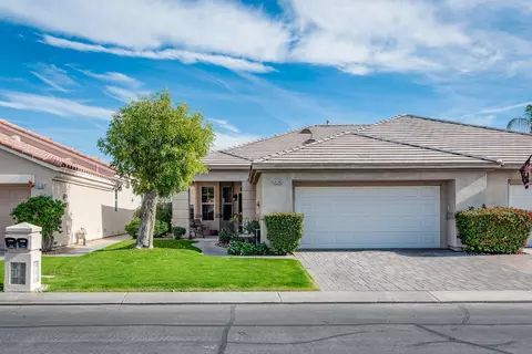 Exterior - 44340 Royal Lytham Dr, Indio, CA 92201 photo 2 of 10
