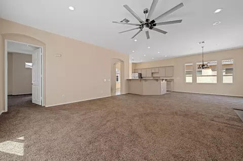 Living - 49786 Lewis Rd, Indio, CA 92201 photo 5 of 7