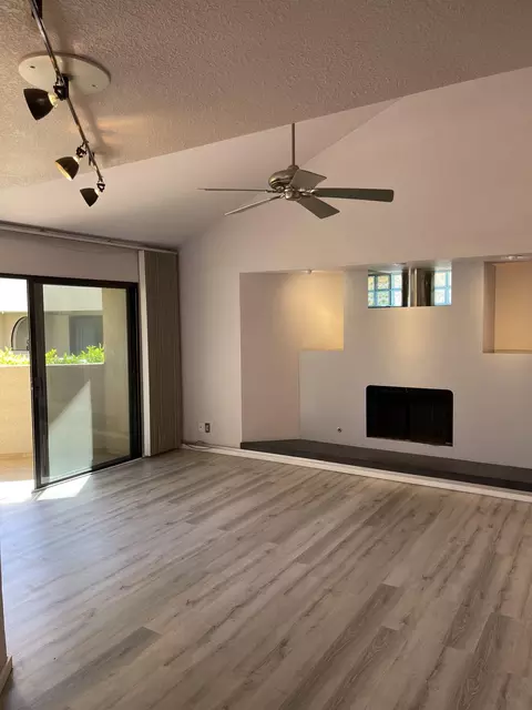 478 E Club Dr, Palm Springs, CA 92262