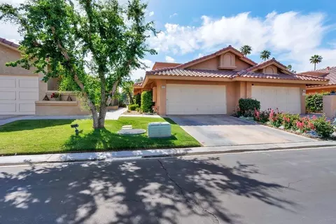 41261 Woodhaven Dr W, Palm Desert, CA 92211