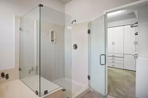 Bath - 45165 Shaugnessy Dr, Indio, CA 92201 photo 6 of 7