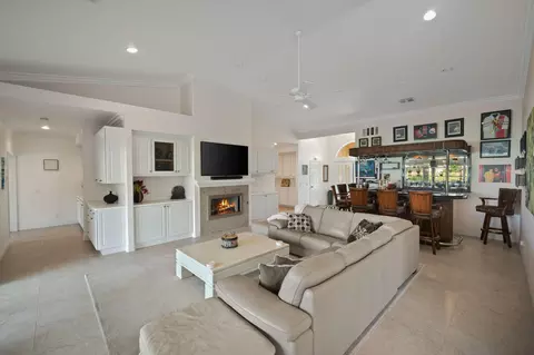 Living - 45165 Shaugnessy Dr, Indio, CA 92201 photo 4 of 6