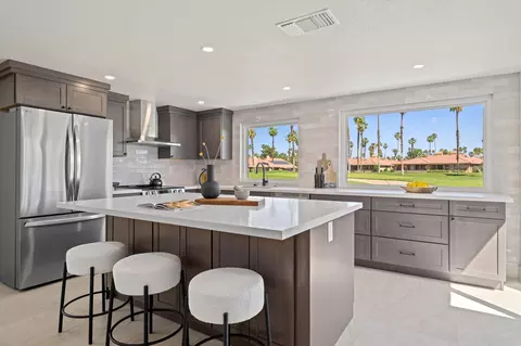 35 Maximo Way, Palm Desert, CA 92260