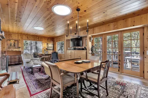 Dining - 54564 S Circle Dr, Idyllwild, CA 92549 photo 1 of 2
