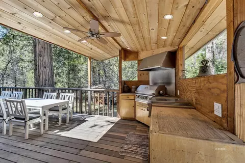 Exterior - 54564 S Circle Dr, Idyllwild, CA 92549 photo 5 of 11