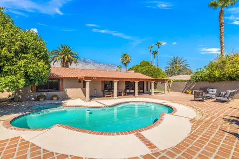 850 N Calle Quetzal, Palm Springs, CA 92262