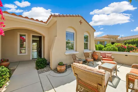 40976 Corte Pelicano, Indio, CA 92203 photo 5