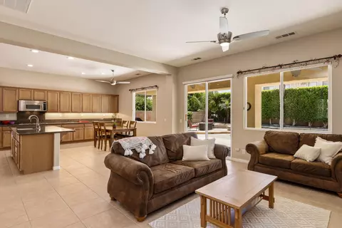 80201 Queensboro Dr, Indio, CA 92201 photo 3