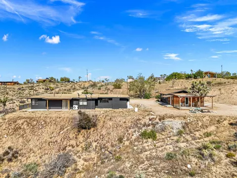 Exterior - 56367 Scandia Ln, Yucca Valley, CA 92284 photo 2 of 13