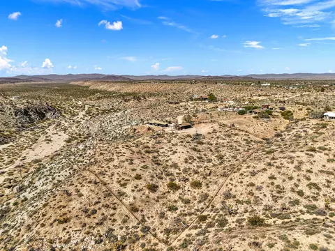 View/Area - 56367 Scandia Ln, Yucca Valley, CA 92284 photo 4 of 5