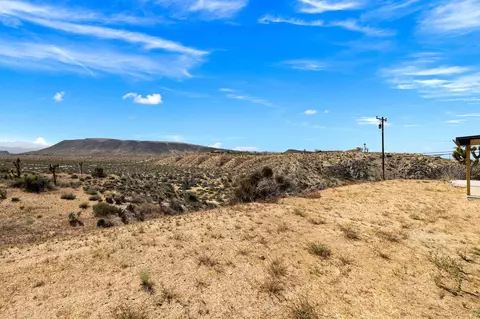 Exterior - 56367 Scandia Ln, Yucca Valley, CA 92284 photo 4 of 13