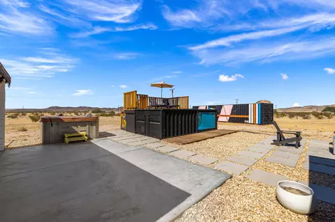 Exterior - 64946 E Broadway, Joshua Tree, CA 92252 photo 9 of 12