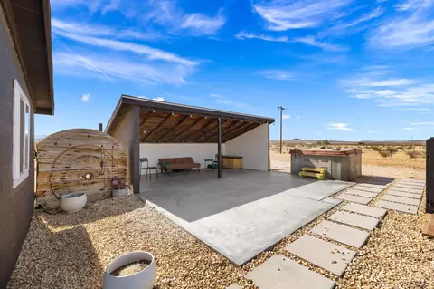 Exterior - 64946 E Broadway, Joshua Tree, CA 92252 photo 10 of 12