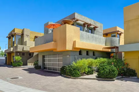 2080 Tangerine Ct, Palm Springs, CA 92262