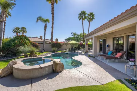 38 Gibraltar Dr, Palm Desert, CA 92211