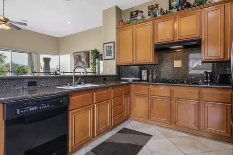 42606 Capri Dr, Bermuda Dunes, CA 92203 photo 5