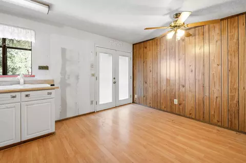 22879 Juniper Ln, Crestline, CA 92325 photo 9