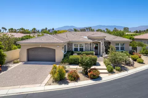 119 Cascada Ct, Palm Desert, CA 92211