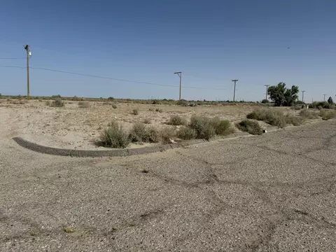 2948 Leto Ave, Thermal, CA 92274 photo 9