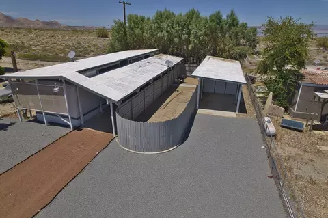Exterior - 132 Brawley Ave, Thermal, CA 92274 photo 3 of 10