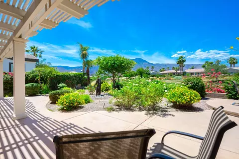 60881 Fire Barrel Dr, La Quinta, CA 92253