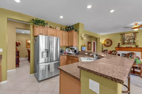 Kitchen - 82168 Padova Dr, Indio, CA 92203 photo 2 of 5