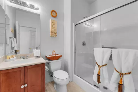 Bath - 82168 Padova Dr, Indio, CA 92203 photo 1 of 4