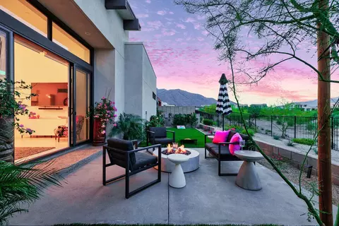 546 Fountain Dr, Palm Springs, CA 92262