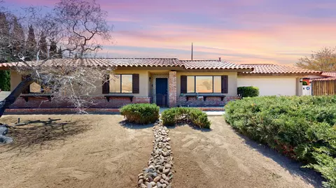 54615 Martinez Trl, Yucca Valley, CA 92284 photo 2