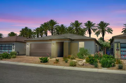 82450 W Mccarroll Dr, Indio, CA 92201