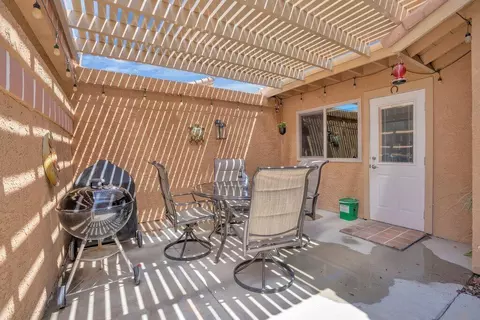 49204 Russell Ln, Indio, CA 92201 photo 3