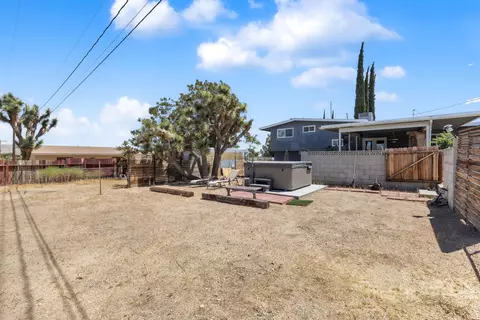 8024 Palm Ave, Yucca Valley, CA 92284 photo 30