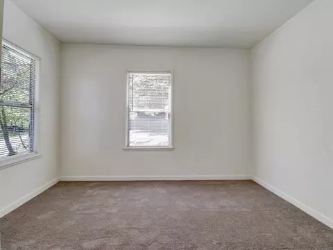 Bedroom - 488 Hunt Ln, Crestline, CA 92325 photo 4 of 5