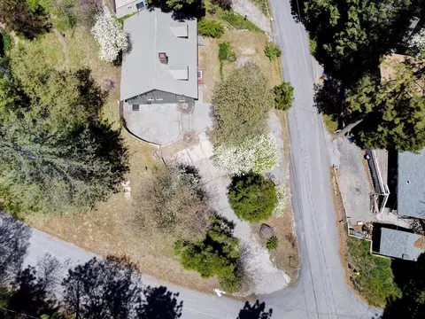 View/Area - 488 Hunt Ln, Crestline, CA 92325 photo 2 of 3