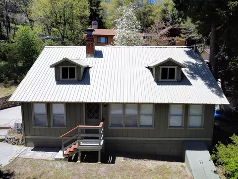 Exterior - 488 Hunt Ln, Crestline, CA 92325 photo 21 of 34