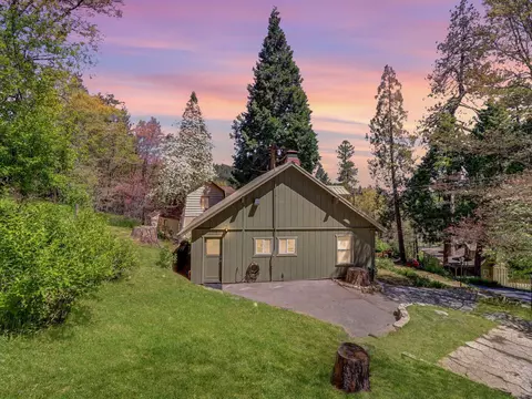 Exterior - 488 Hunt Ln, Crestline, CA 92325 photo 28 of 34