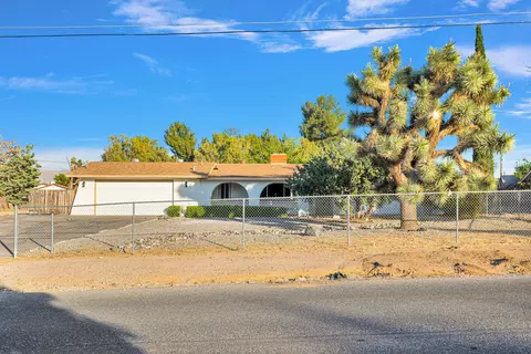 17801 Sultana St, Hesperia, CA 92345