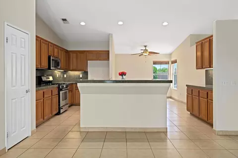 Kitchen - 47435 Calle Rosarito, Indio, CA 92201 photo 1 of 3