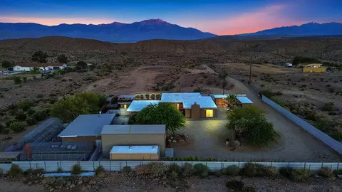 29400 Hotwell Rd, Desert Hot Springs, CA 92241