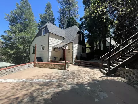 28997 Palisades Dr, Lake Arrowhead, CA 92352 photo 1